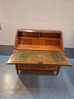 Bureau scriban à décor de filets, ouvrant par 3 tiroirs et 1… (photo 2)