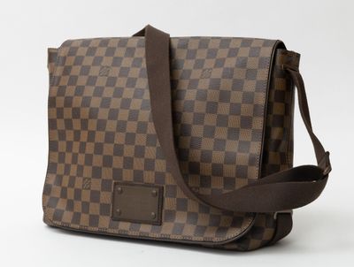 louis vuitton damier messenger bag