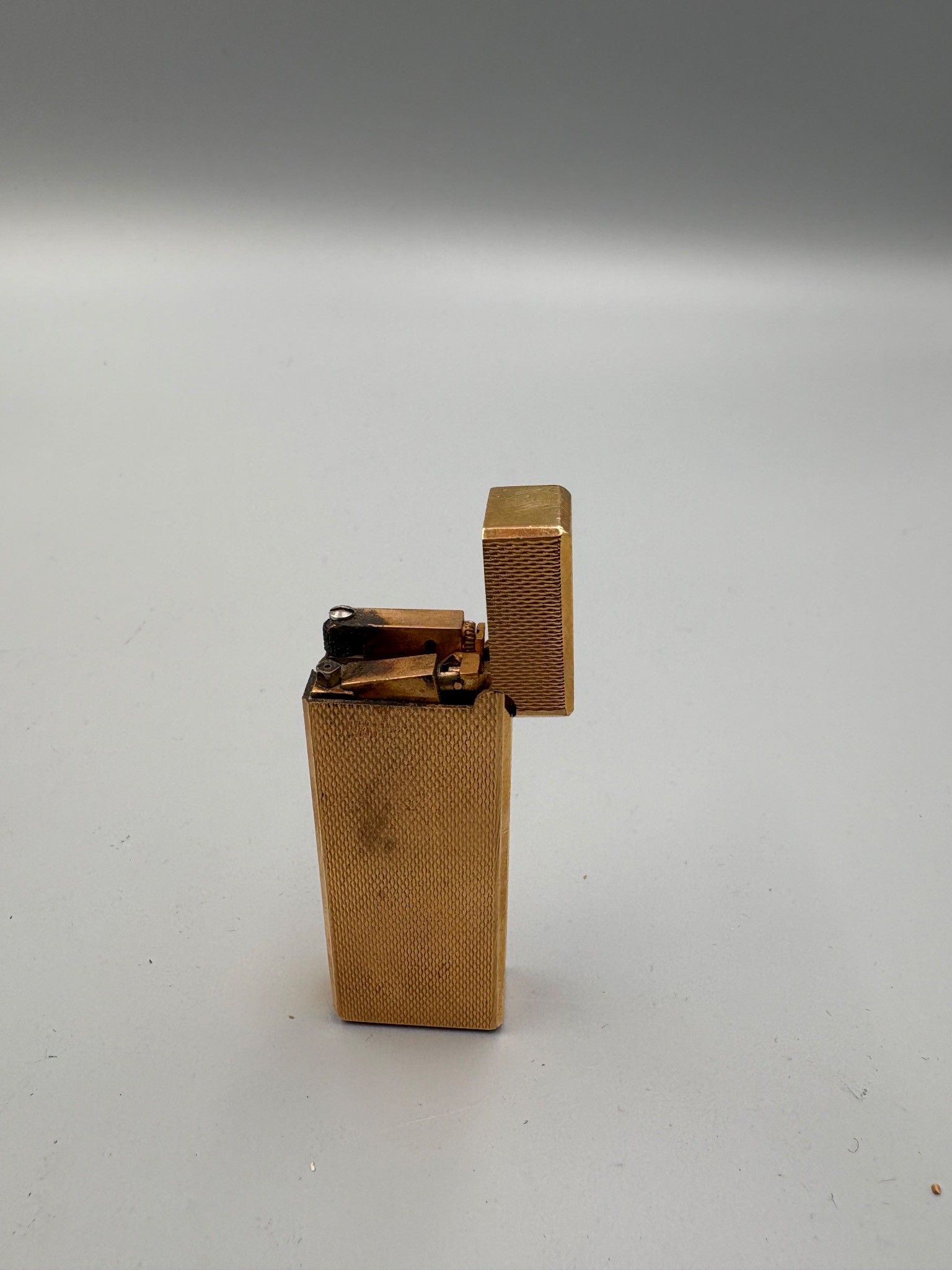Objets d'art & Curiosités
