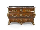 une image d'une commode avec un plateau en marbre