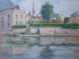 une peinture représentant un bateau sur l'eau, devant un bâtiment