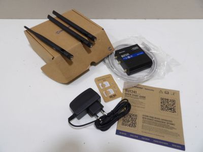 1 Routeur cellulaire industriel Teltonika RUT241 - Semble ne…