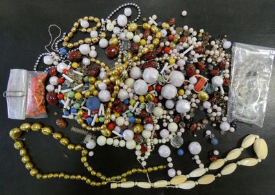 a bunch of beads that are on a table