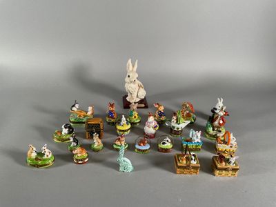 a lot of figurines that are sitting on a table