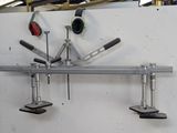 une photo d'une machine en cours de réparation