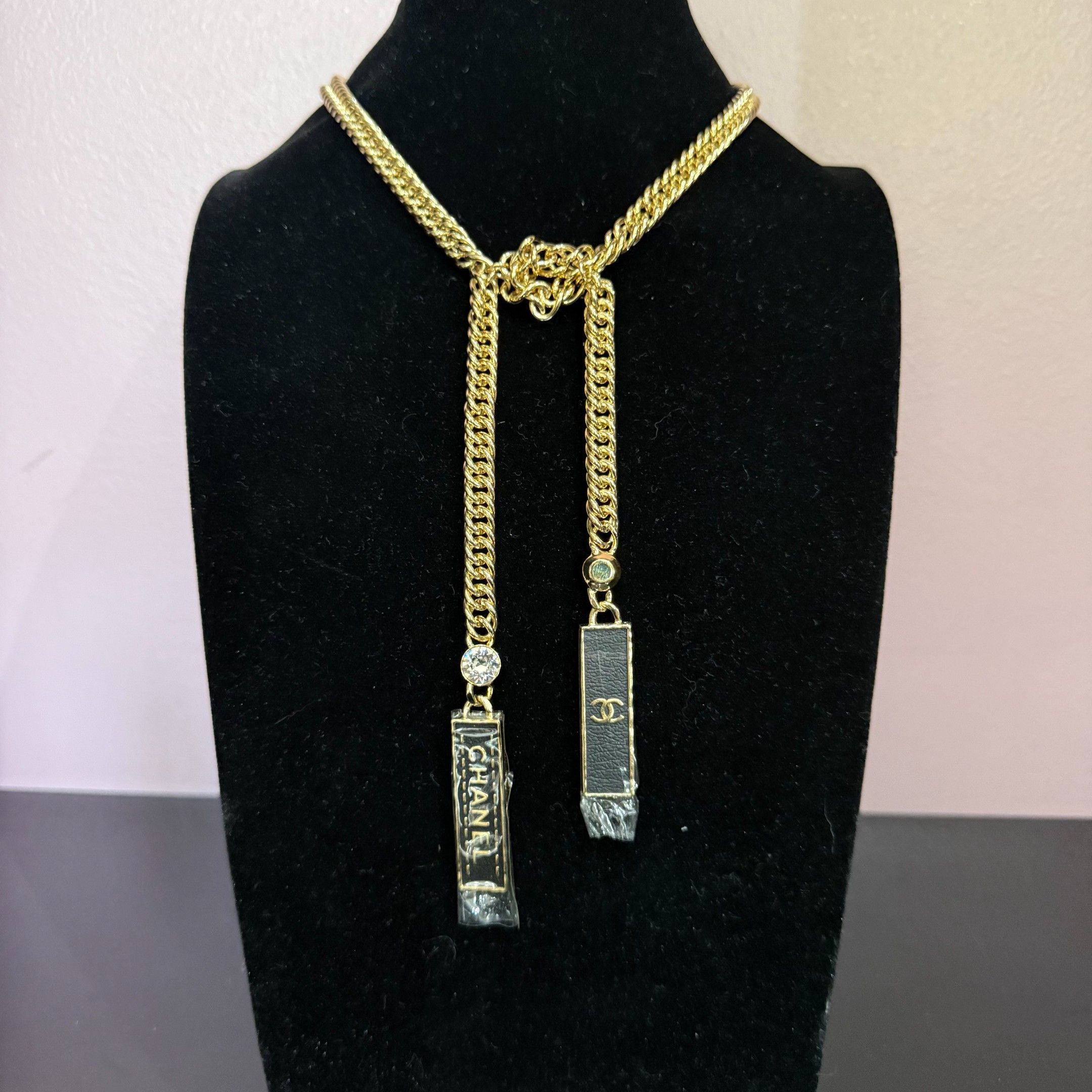 Bijoux & Pierres Précieuses