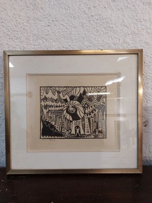 a picture of a picture in a frame on a table