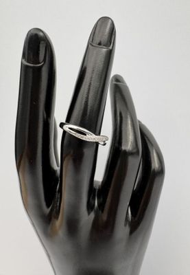 Bague or Blanc 12 diamants 0,085 carats - Taille 53 1,775 gr…