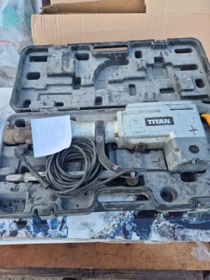 Marteau piqueur électrique TITAN, avec coffret de transport,…