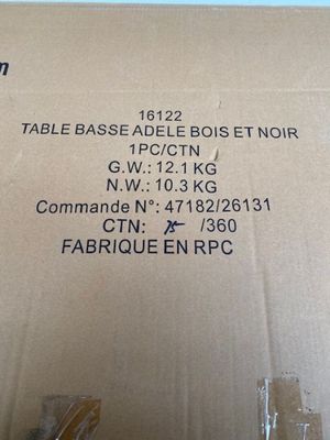 Une table basse Modèle ADELE bois et noir Sur désignation Lo…