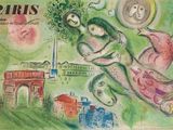 tableau représentant une femme et un enfant volant dans les airs, avec un immeuble en arrière-plan