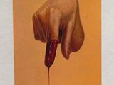 la couverture d'un livre sur laquelle figure l'image d'une main tenant un hot-dog