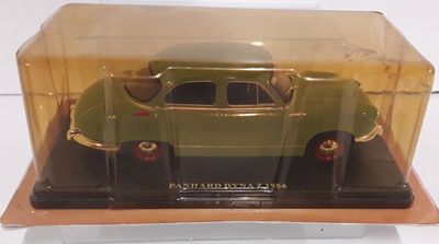 Panhard Dynaz 1954 vintage sous blister