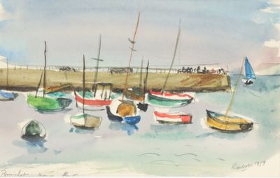 many boats that are sitting in the water
