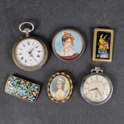 Lot comprenant : 2 montres de gousset en métal, l'une signée…