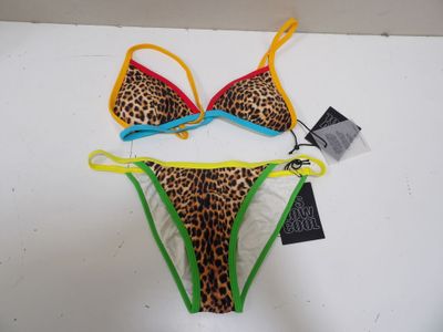 ensemble de bikini à imprimé léopard avec des bordures fluo
