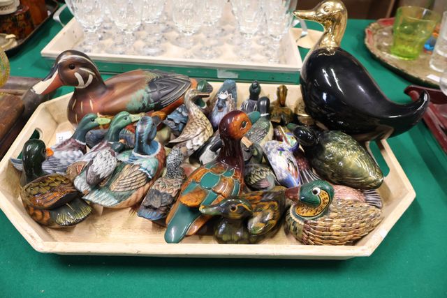 Ensemble de collection de canards modernes en porcelaine, bois, c...