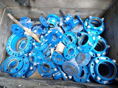 PLOMBERIE : Raccords Fonte : Lot de plusieurs Adaptateurs de…
