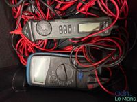 Lot de matériel de mesure électrique – Multimètres et valise… (photo 2)