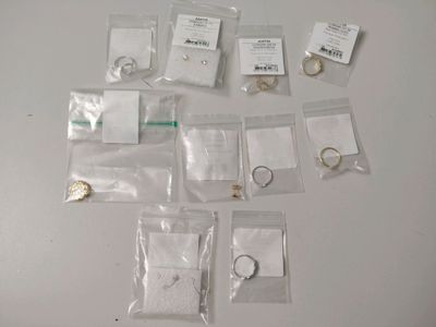 Lot de 10 bijoux AGATHA - NEUFS - TVA Récupérable - Ce lot chez vous p - Photo 1