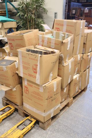Lot de 22 cartons : romans, livres d’art, histoire…