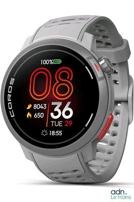 the smart watch is displaying the time on the screen