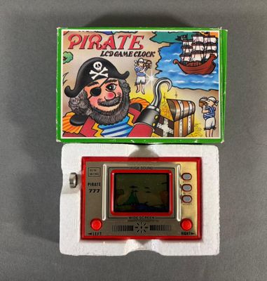 un petit jeu électronique représentant un pirate