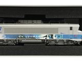 un train immobilisé dans un box sur les voies