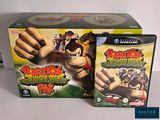 Les jaquettes de « Donkey Kong » et « Donkey Kong : Le Film » pour la Nintendo Wii