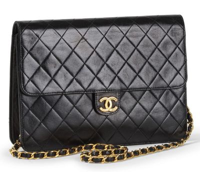 chanel black quilted lambskin flap bag