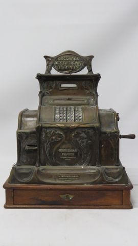 Maison Chambont à Paris : Rare caisse enregistreuse de magasin en...