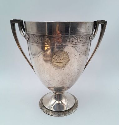 CHRISTOFLE. Coupe trophée en métal argenté de style Art Déco…