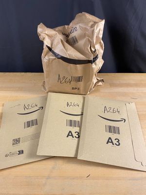 Lot de 4 colis Mystère (Retour Amazon,NPAI ,Adresse incomplè…