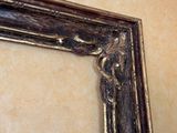 a picture of a picture frame hanging on the wall