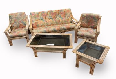 Salon de jardin en rotin laqué et coussin de tissus imprimé …