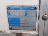 a sign on the side of a machine that is not working