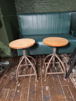 Lot de 7 tabourets (dont 5 à hauteur réglable) et 6 banquett… (photo 2)