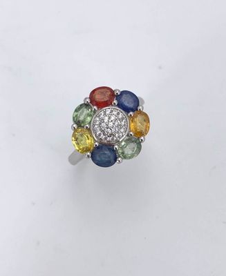 Bague argent sertie de rubis et saphirs multicolores traités…