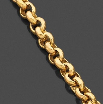 un bracelet à maillons gourmette en or 18 carats