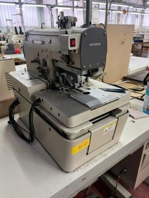 a machine that is sitting on a table in a room