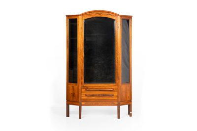 TRAVAIL SCANDINAVE Vitrine en bois exotique ouvrant par deux… - Photo 1