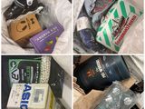plusieurs photos montrant un ensemble d'objets qui se trouvent dans un sac