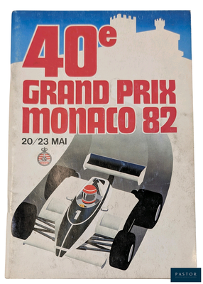 un livre sur la couverture duquel figure l'image d'une voiture de course