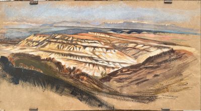 une image représentant un tableau représentant un paysage désertique avec des montagnes au loin