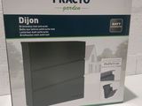 brand new in box practo garden dijon planter