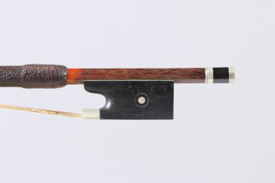 Archet de violon de la Maison PFRETZSCHNER, fait vers 1900, …