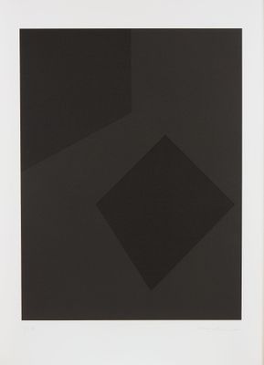 une image représentant une peinture en noir et blanc avec un carré au centre