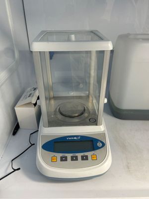 Balance de précision VWR - Photo 1