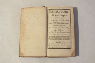 CHEVILLARD LE FILS (Jacques) : « Dictionnaire Héraldique con…