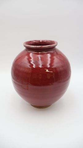 CHEVALLEY : vase boule en céramique rouge de cuivre H : 29